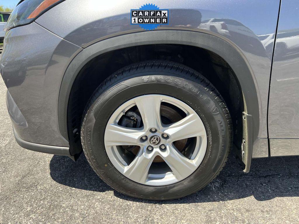 used 2023 Toyota Highlander car, priced at $30,500