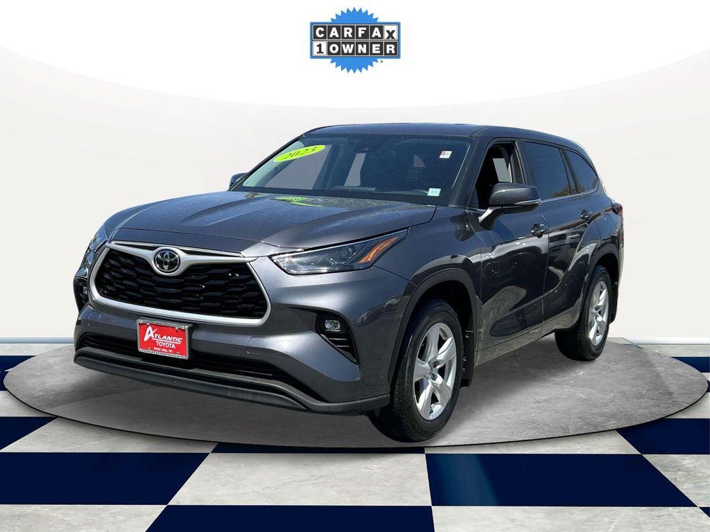 used 2023 Toyota Highlander car, priced at $30,500
