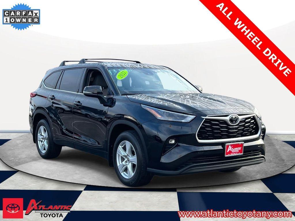 used 2022 Toyota Highlander car, priced at $32,344