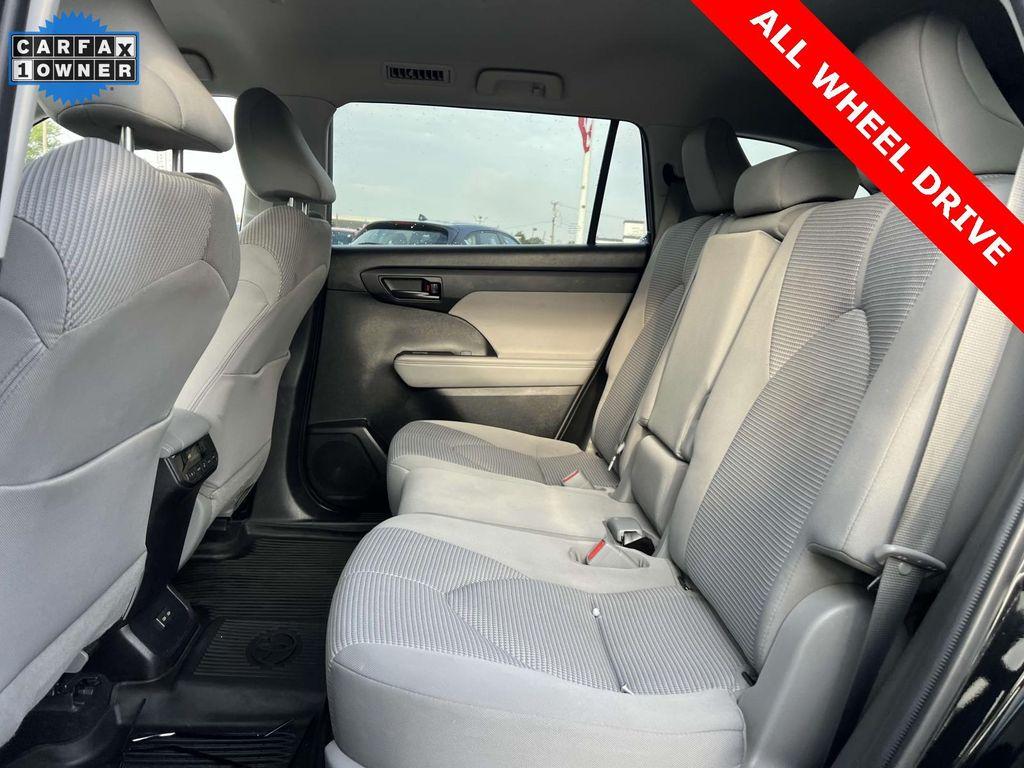 used 2022 Toyota Highlander car, priced at $31,990