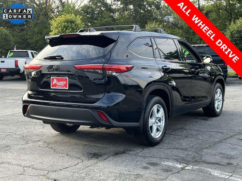 used 2022 Toyota Highlander car, priced at $31,990