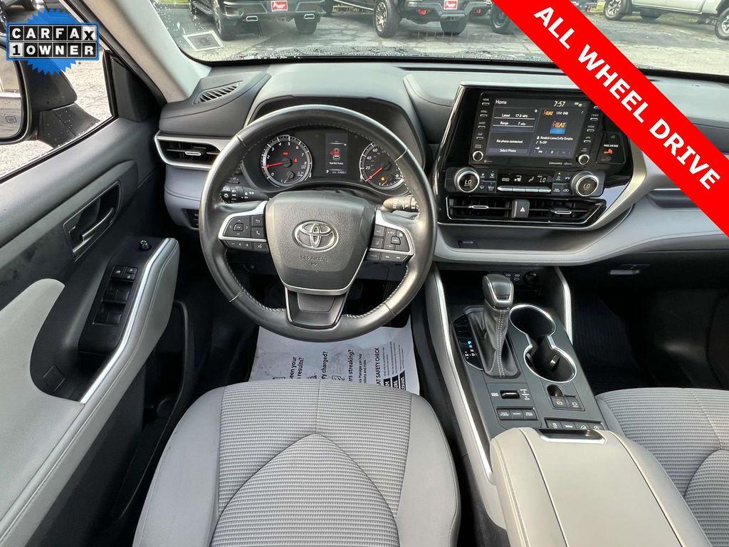 used 2022 Toyota Highlander car, priced at $31,990