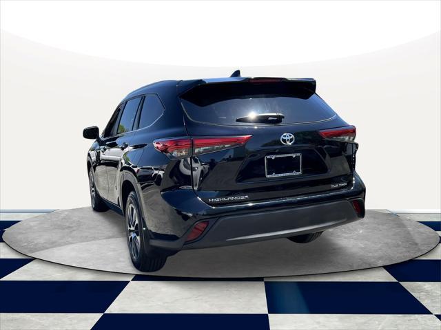 used 2023 Toyota Highlander car, priced at $36,645