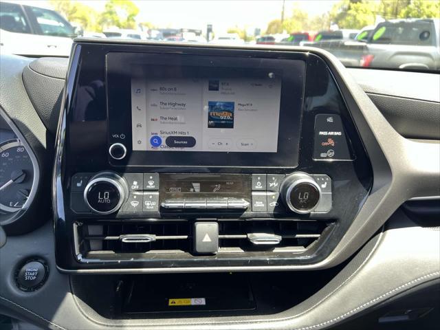 used 2023 Toyota Highlander car, priced at $36,645