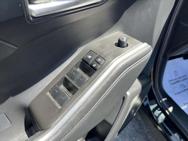 used 2023 Toyota Highlander car, priced at $36,645