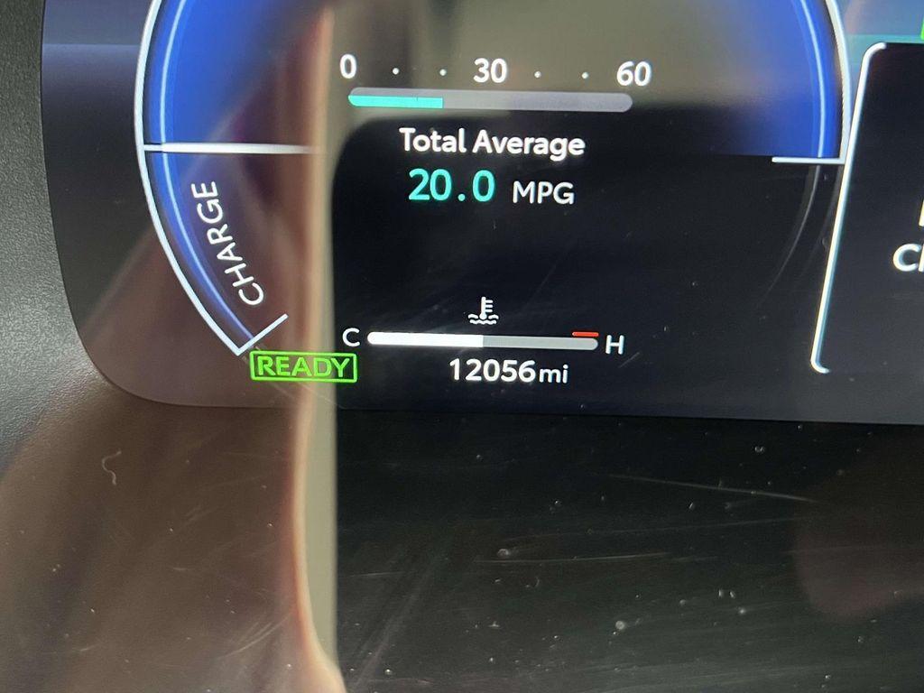 used 2024 Toyota Highlander Hybrid car, priced at $52,995