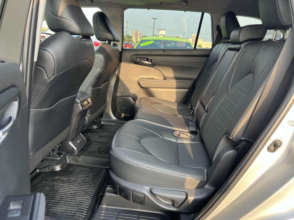 used 2022 Toyota Highlander car, priced at $38,995