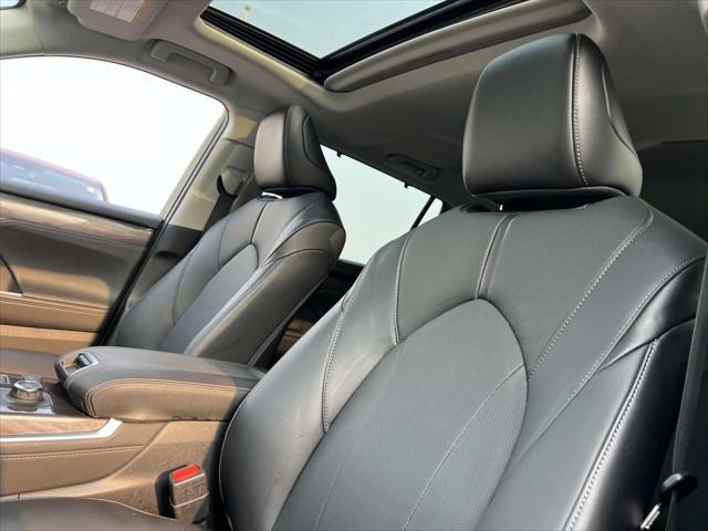 used 2022 Toyota Highlander car, priced at $38,500