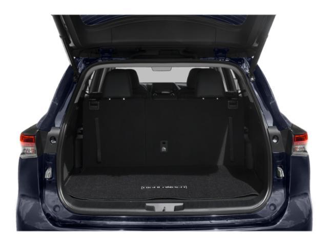 used 2022 Toyota Highlander car, priced at $38,514