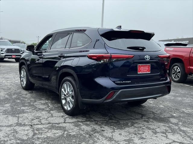 used 2023 Toyota Highlander Hybrid car, priced at $47,995