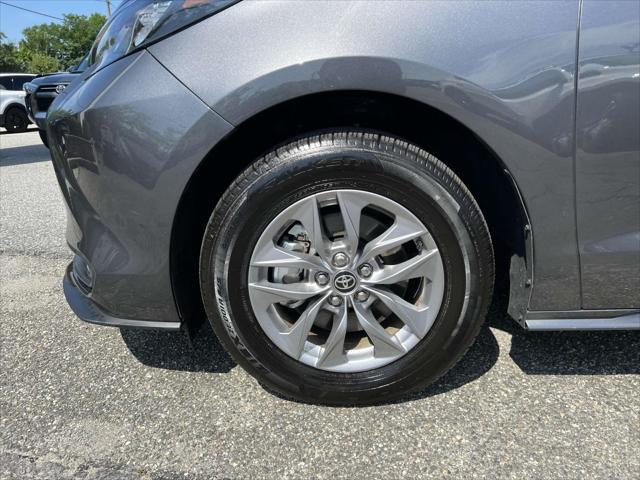 used 2025 Toyota Sienna car, priced at $49,995
