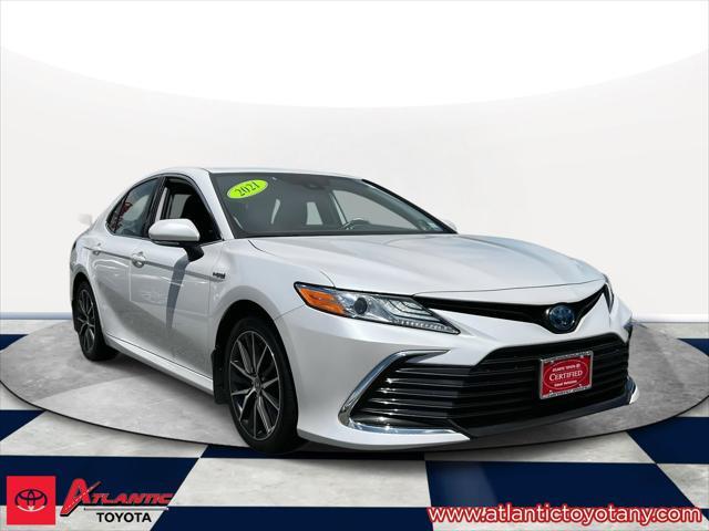 used 2021 Toyota Camry Hybrid car, priced at $27,500