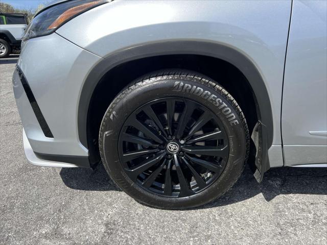 used 2023 Toyota Highlander car, priced at $42,330