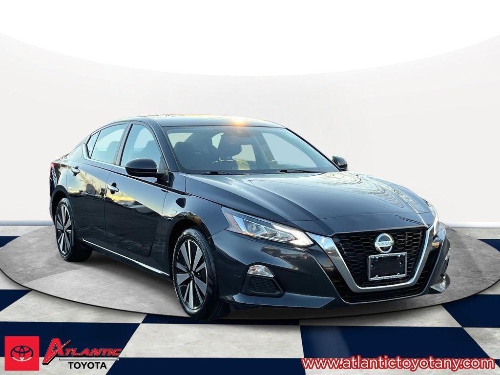 used 2022 Nissan Altima car, priced at $14,900