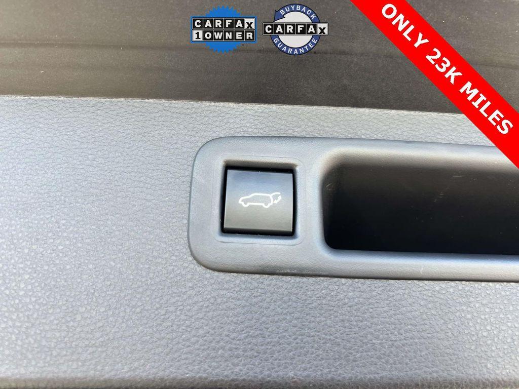 used 2023 Toyota Highlander car, priced at $37,747