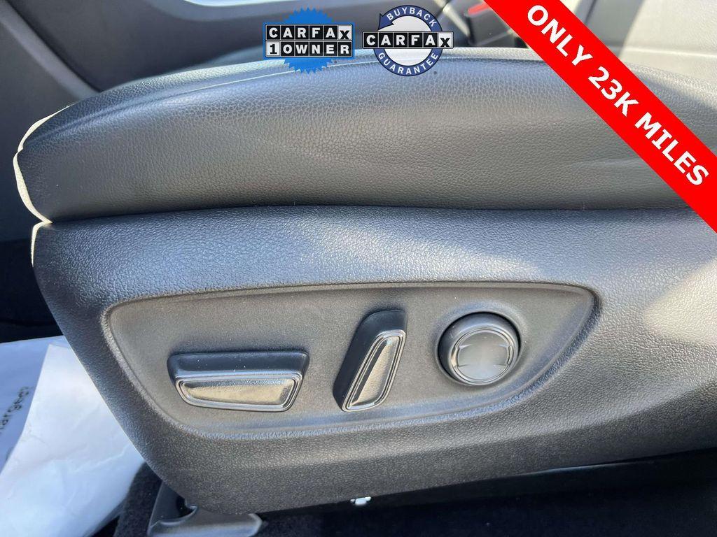 used 2023 Toyota Highlander car, priced at $37,747