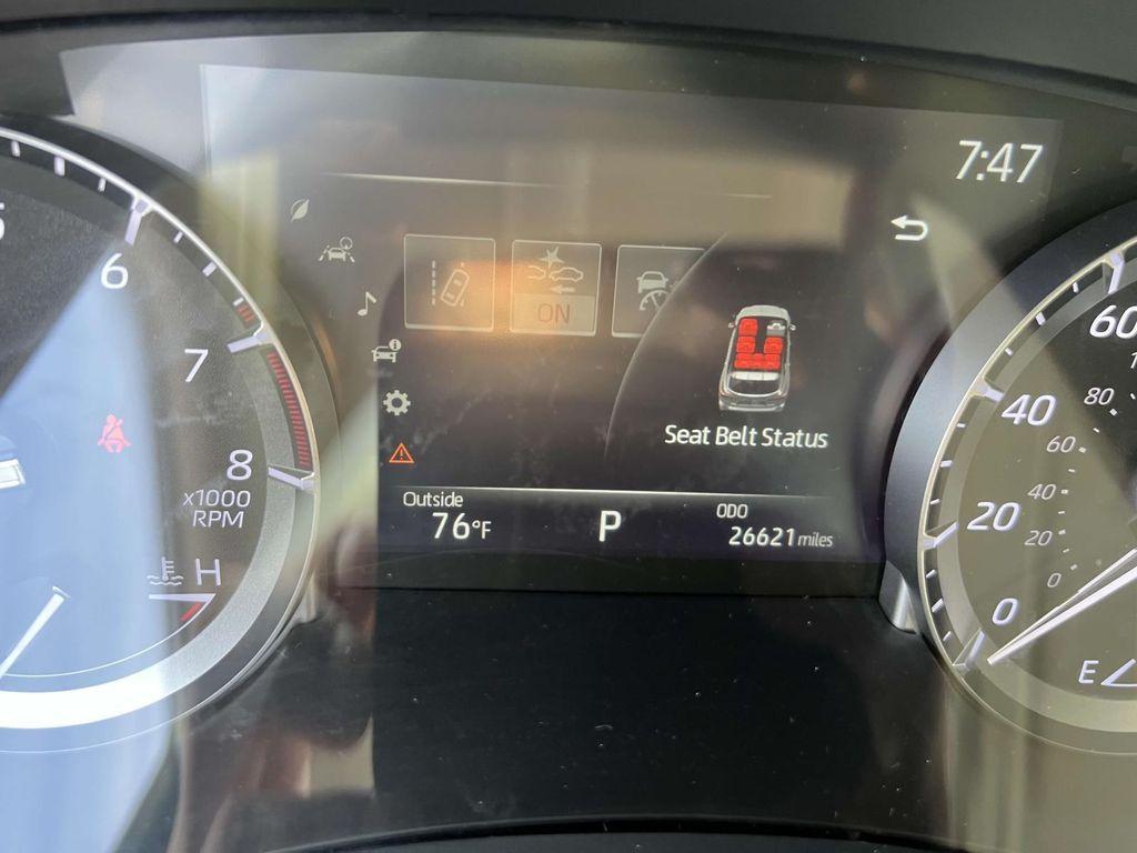used 2022 Toyota Highlander car, priced at $36,572