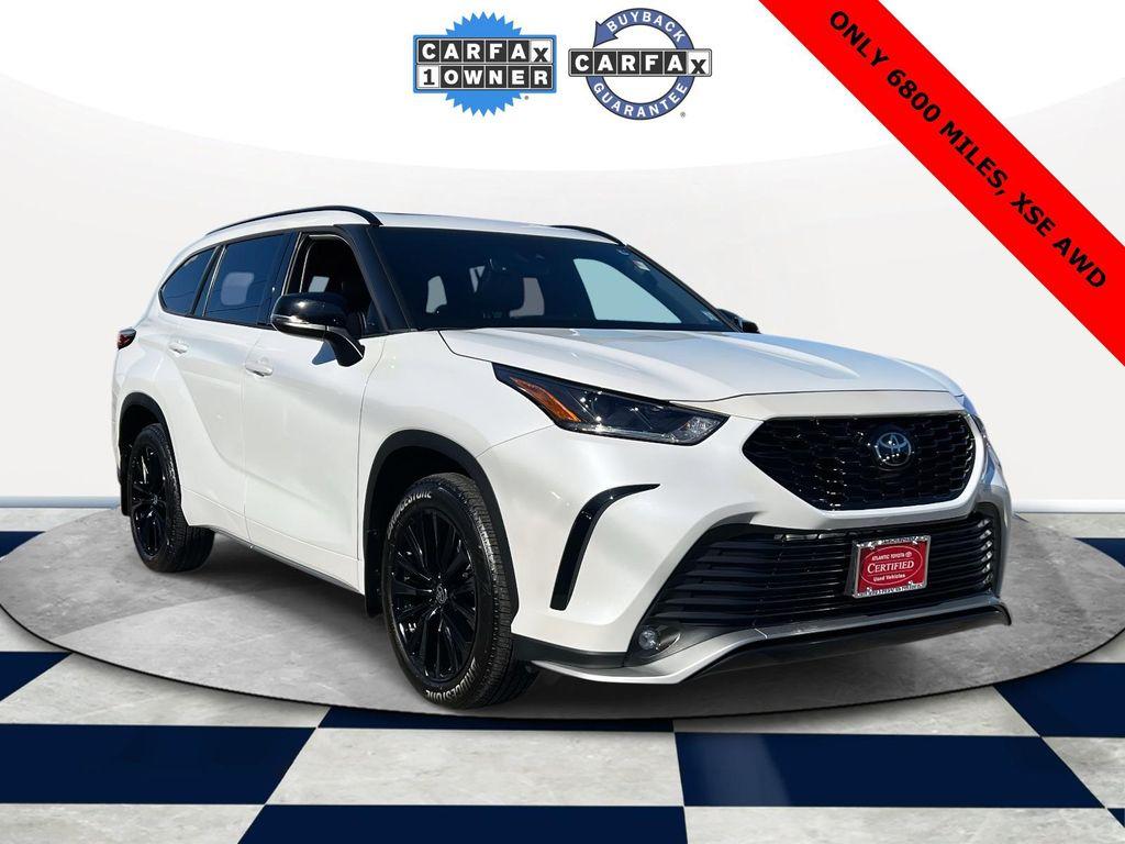 used 2023 Toyota Highlander car, priced at $42,389