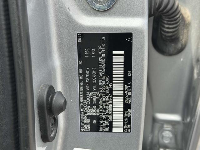 used 2022 Toyota Highlander car, priced at $31,998