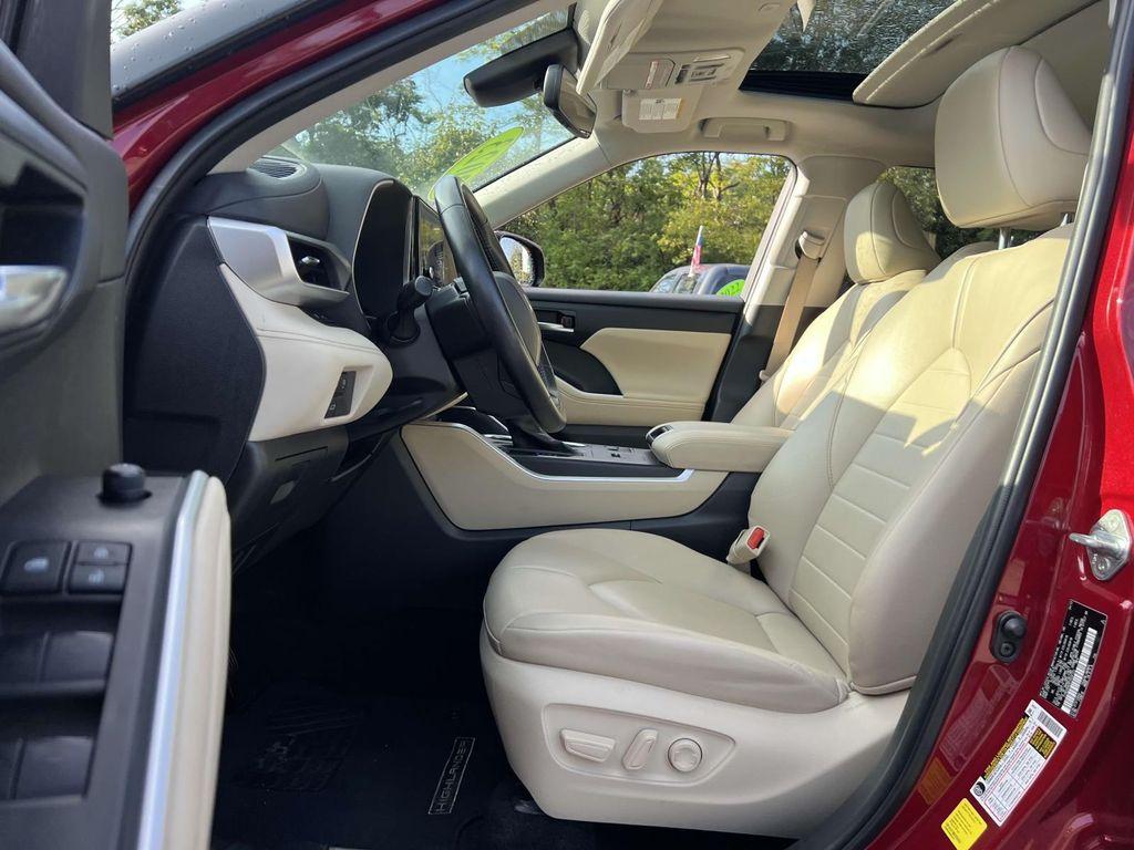 used 2023 Toyota Highlander car, priced at $34,750