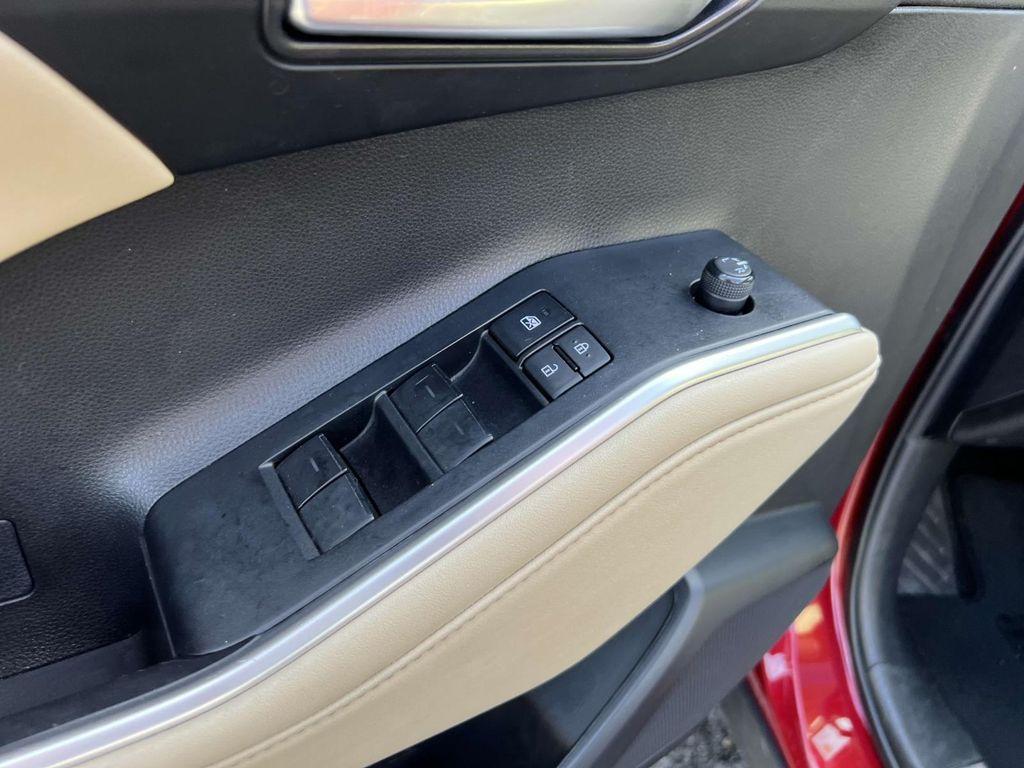 used 2023 Toyota Highlander car, priced at $34,750