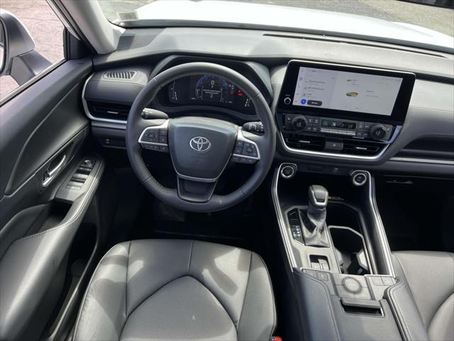 used 2025 Toyota Grand Highlander car, priced at $49,995