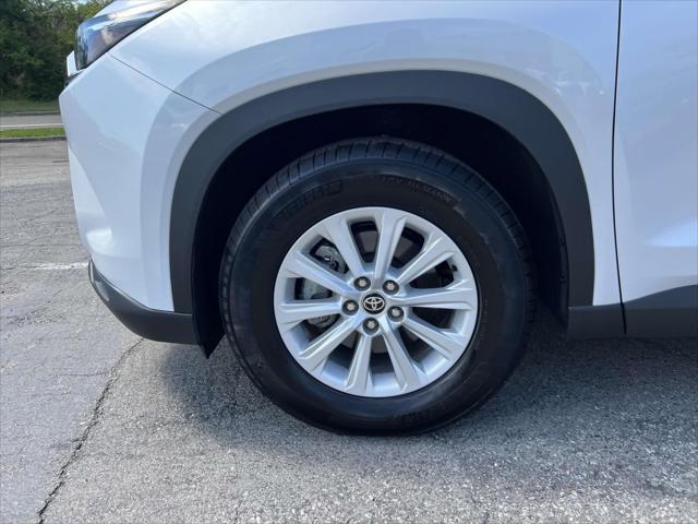 used 2025 Toyota Grand Highlander car, priced at $49,995