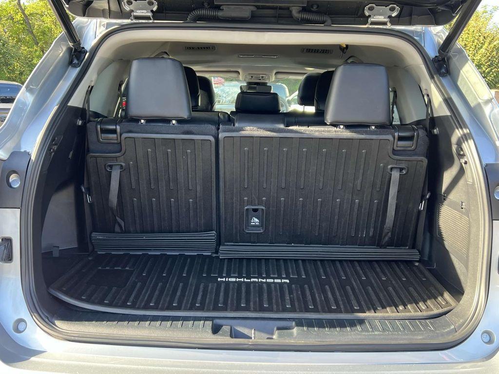 used 2022 Toyota Highlander car, priced at $36,700