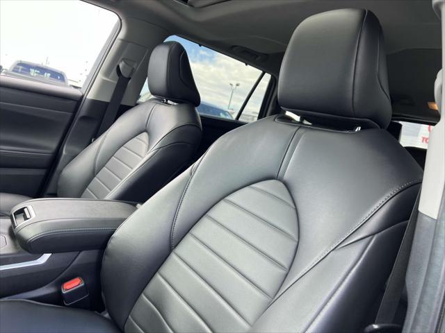 used 2024 Toyota Highlander car, priced at $41,990