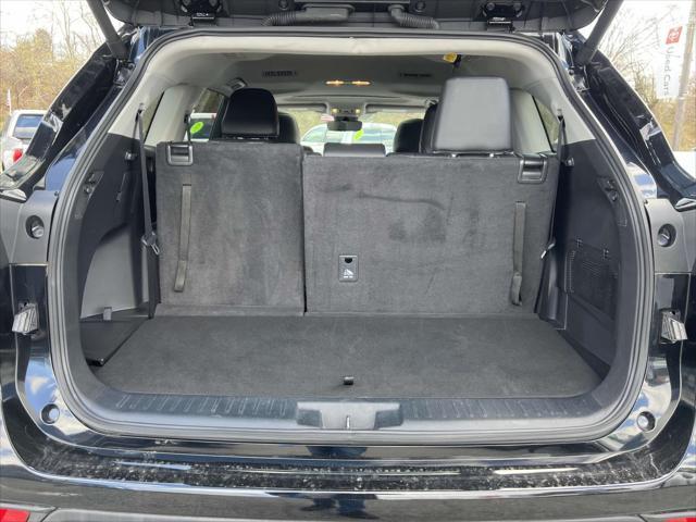 used 2024 Toyota Highlander car, priced at $41,990