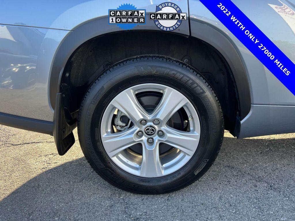 used 2022 Toyota Highlander car, priced at $32,325