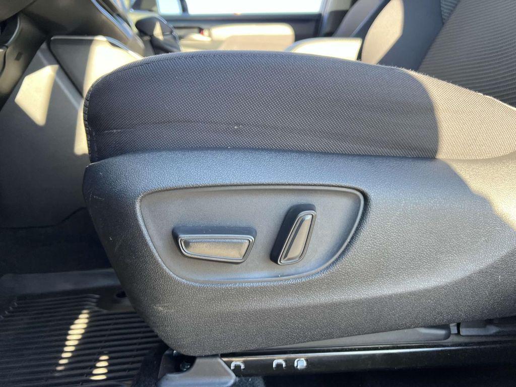used 2022 Toyota Highlander car, priced at $32,990