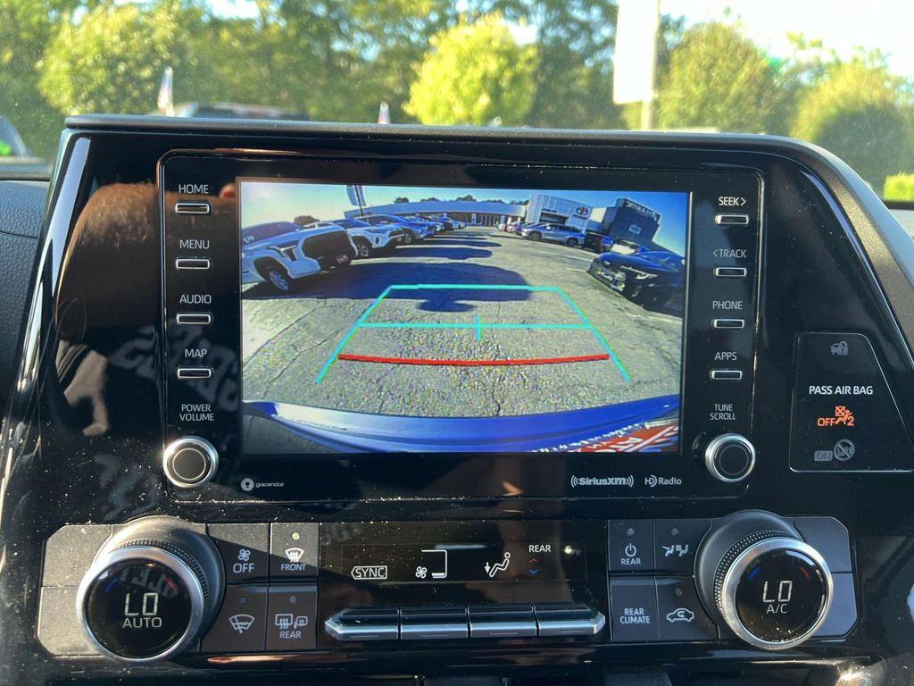 used 2022 Toyota Highlander car, priced at $32,990