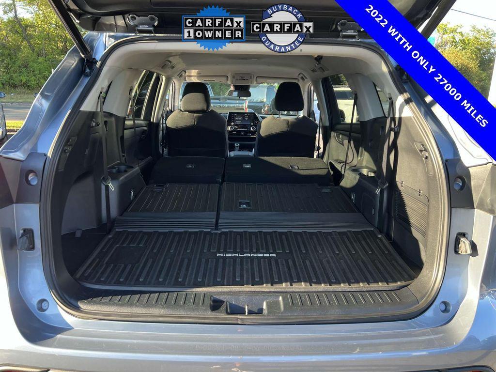 used 2022 Toyota Highlander car, priced at $32,325