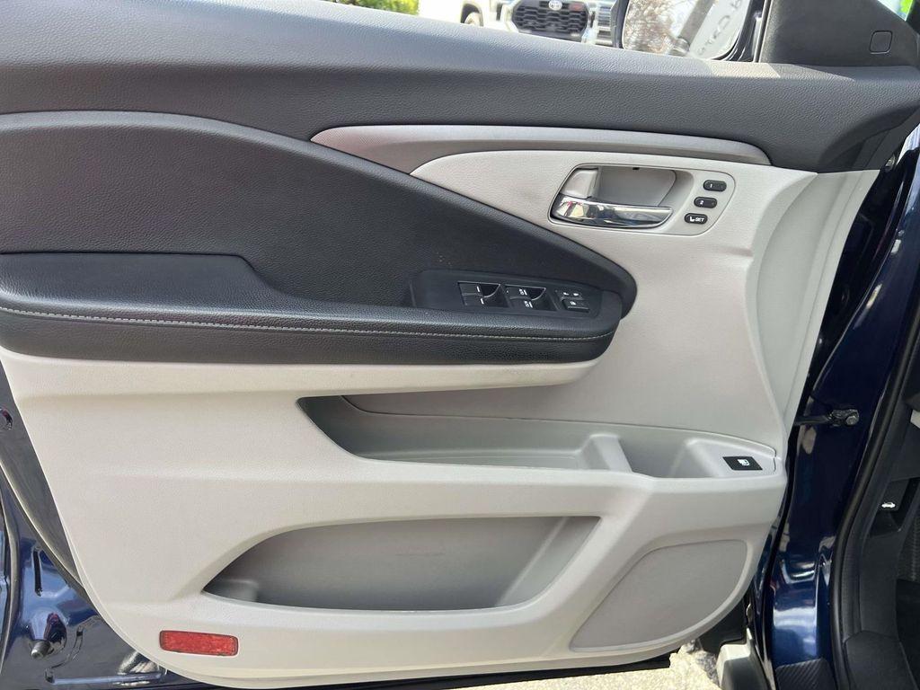 used 2023 Honda Ridgeline car, priced at $30,815