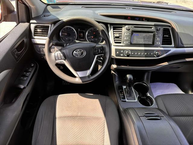 used 2019 Toyota Highlander car, priced at $21,990