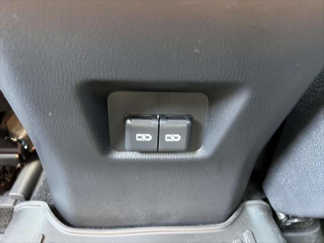 used 2022 Toyota RAV4 Hybrid car, priced at $31,295