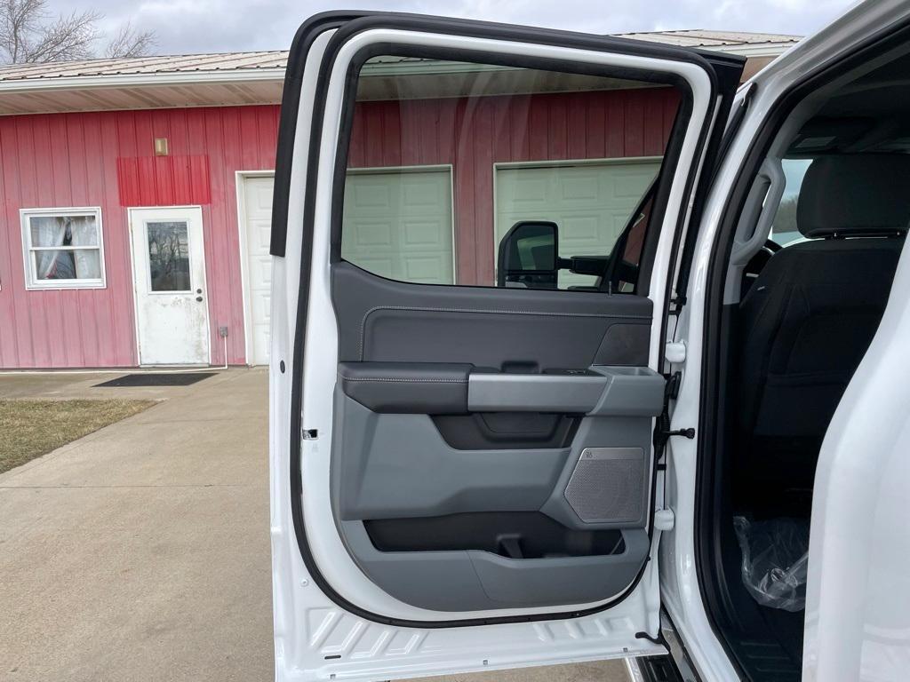 new 2025 Ford F-150 car, priced at $61,548