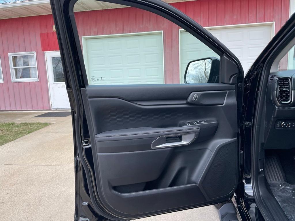 new 2025 Ford Ranger car, priced at $43,821