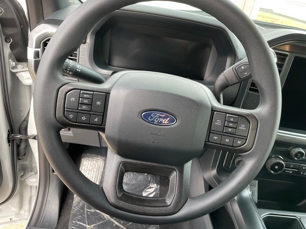 new 2024 Ford F-150 car, priced at $45,070