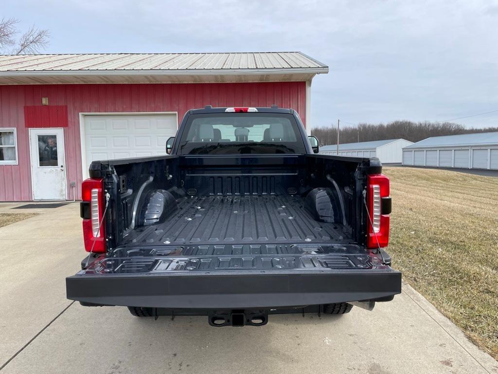 new 2025 Ford F-250 car, priced at $58,414