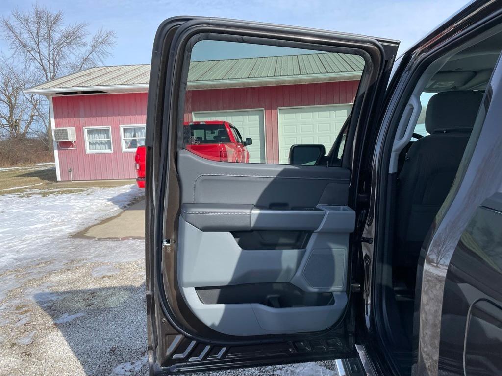 new 2024 Ford F-150 car, priced at $50,696