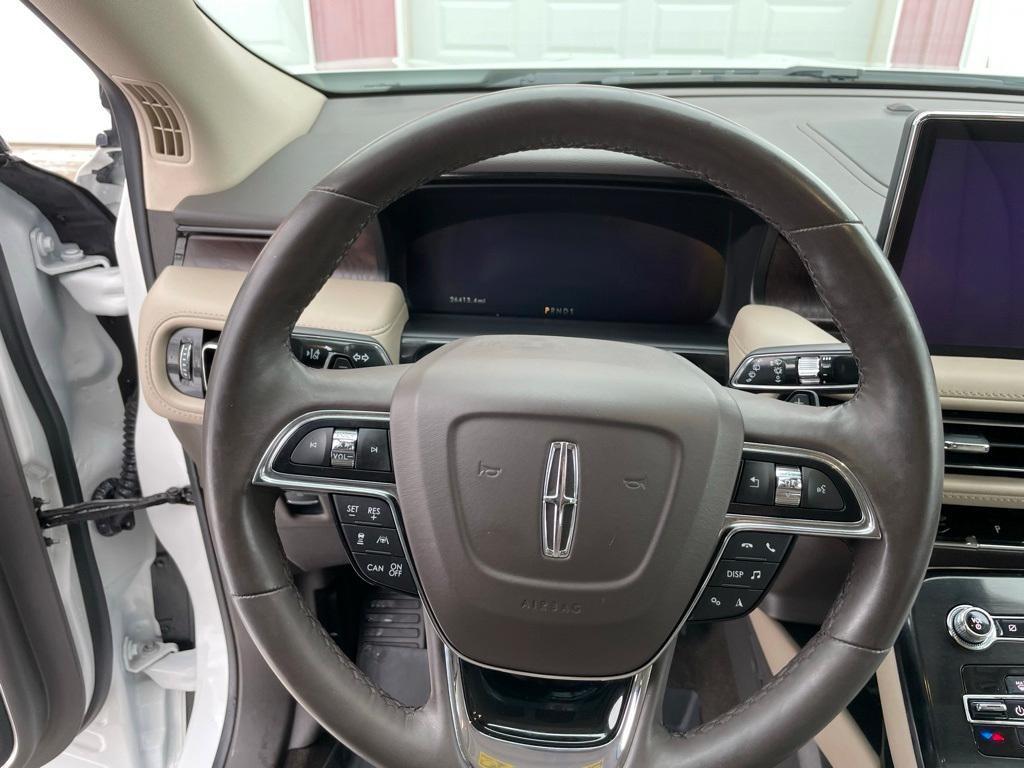 used 2022 Lincoln Nautilus car, priced at $37,400