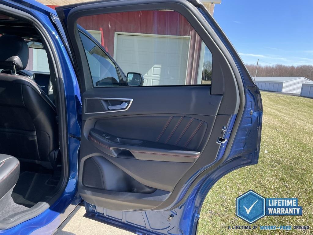 used 2022 Ford Edge car, priced at $26,600