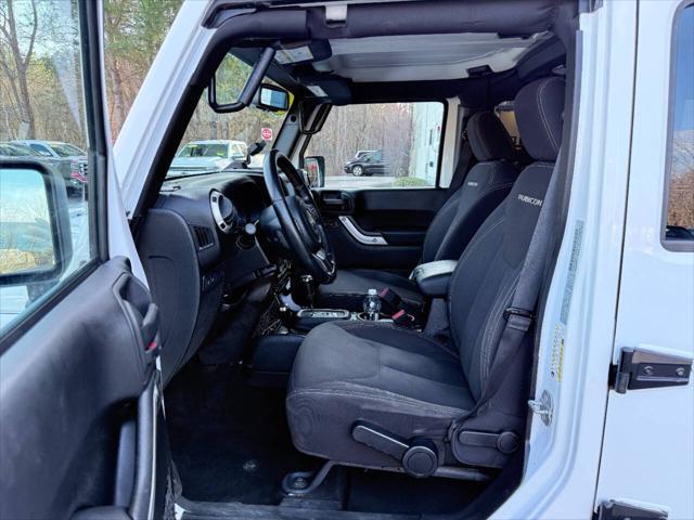 used 2015 Jeep Wrangler Unlimited car, priced at $15,991