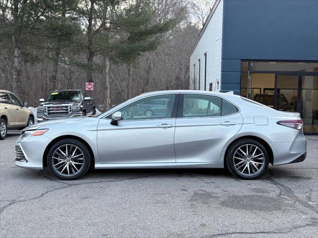 used 2022 Toyota Camry Hybrid car, priced at $26,991