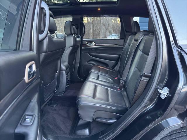 used 2016 Jeep Grand Cherokee car, priced at $17,491