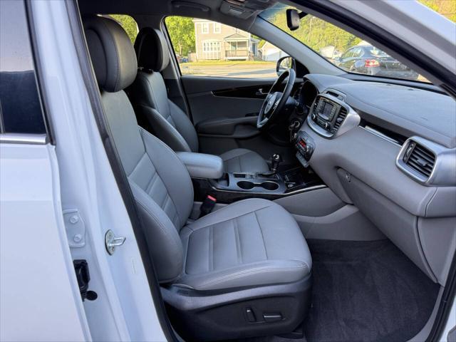 used 2016 Kia Sorento car, priced at $14,567