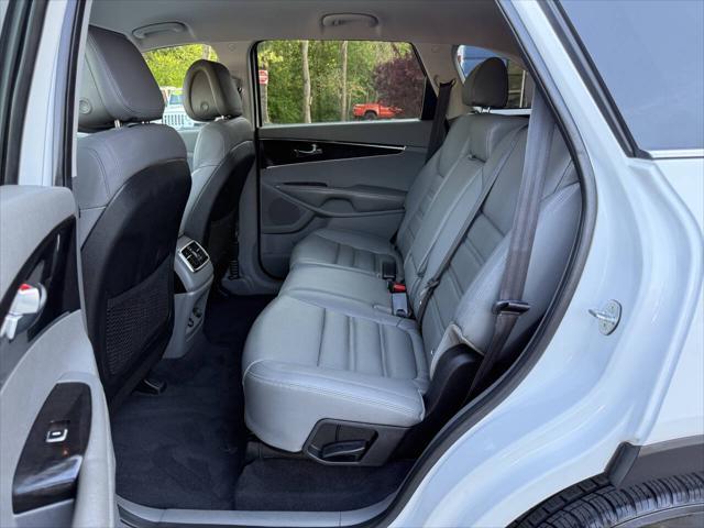 used 2016 Kia Sorento car, priced at $14,567