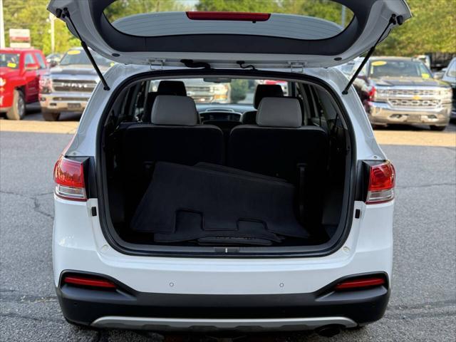 used 2016 Kia Sorento car, priced at $14,567